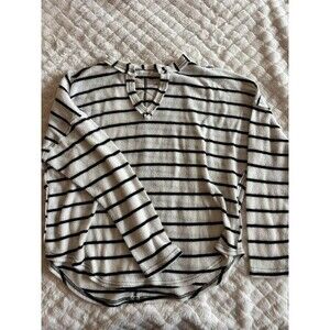 Blu Pepper Black and White Striped Sweater Size Medium